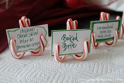Candy Cane Place Card Holders – Perfect #craft for your next Christmas party. #t