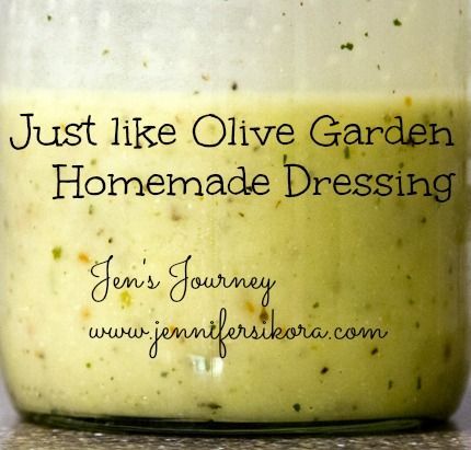 Copycat Olive Garden Dressing ~ This salad dressing tastes exactly like the dres