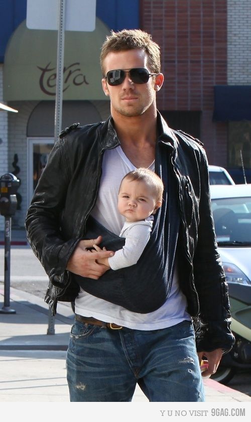 Holy crap…hottest dad ever.