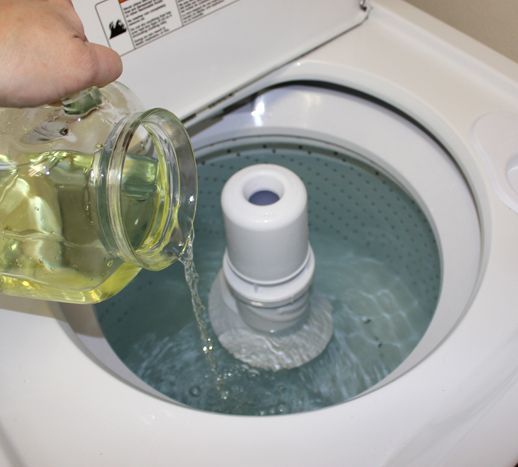 How to clean a top loading washing machine. Pinner said…..The color of the wat