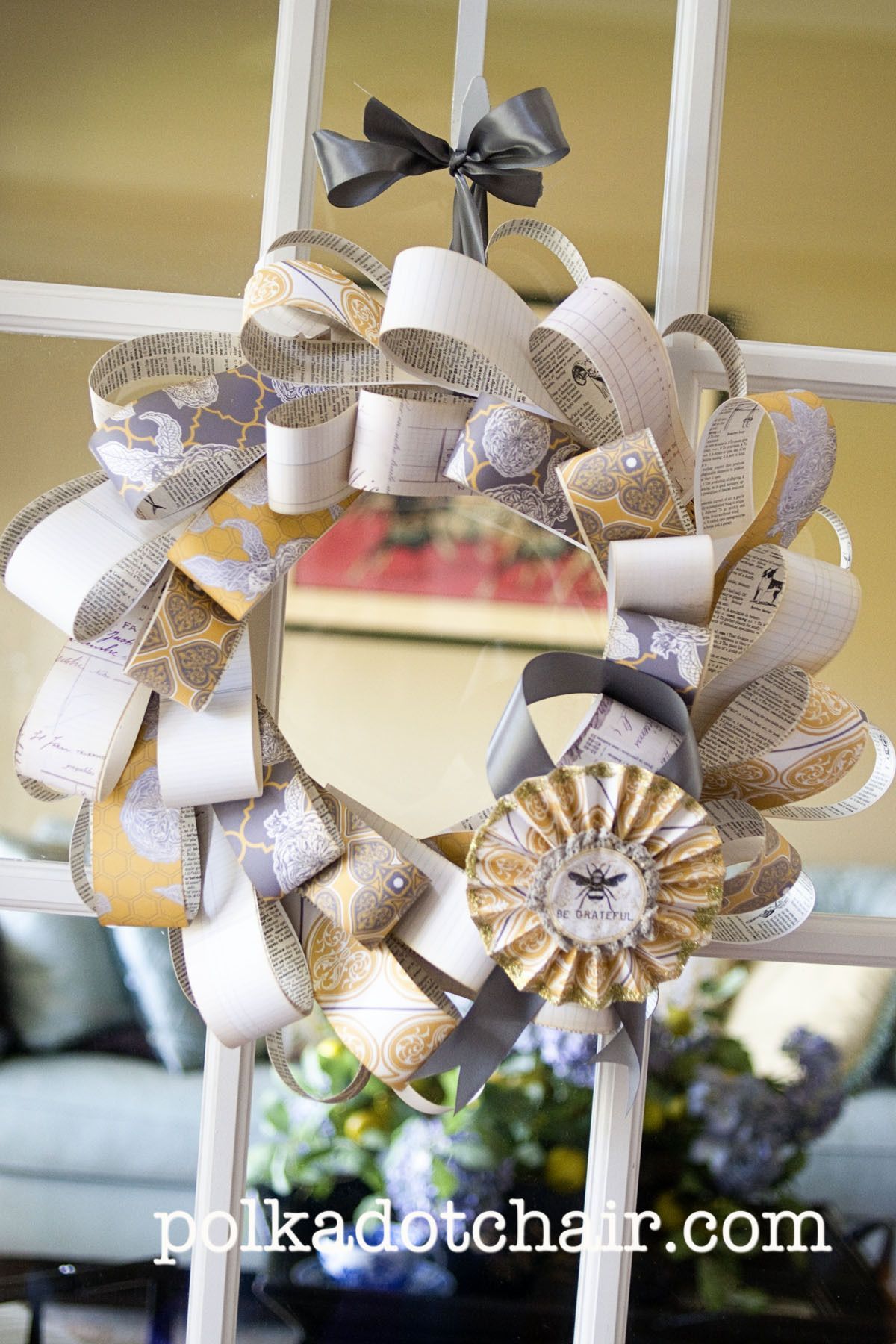 Love this paper wreath!!!