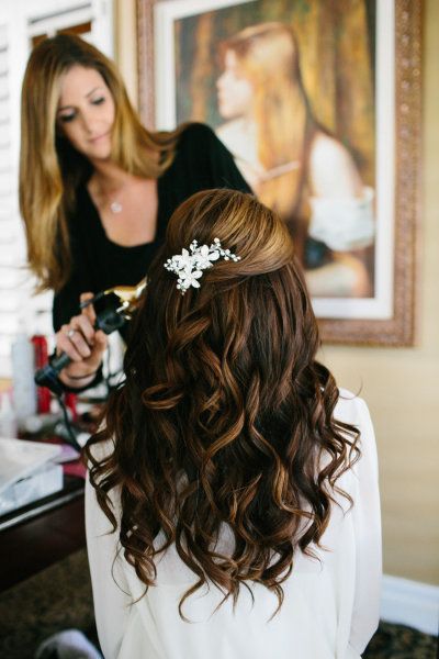 Pretty wedding hair