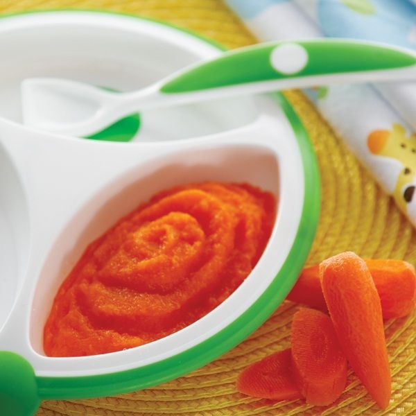 Tons of homemade baby food recipes categorized by stages…awesome site!!