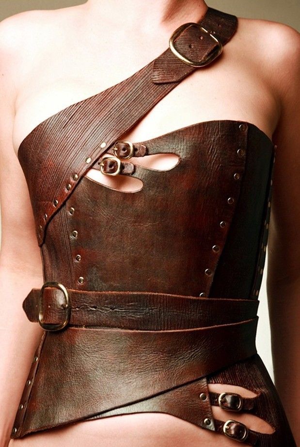 leather corset medieval / steampunk