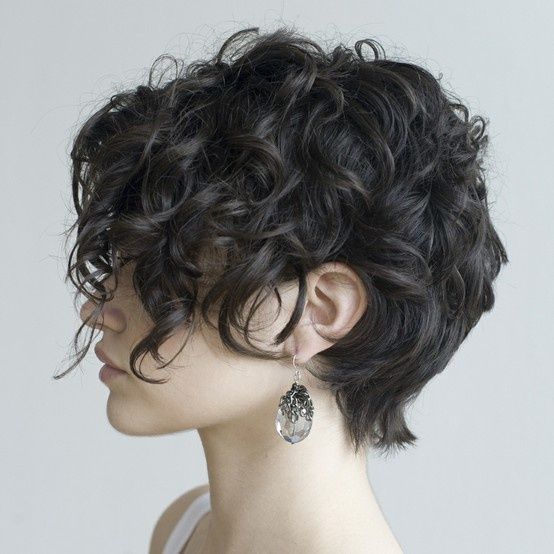 short curly hair – I love this style.