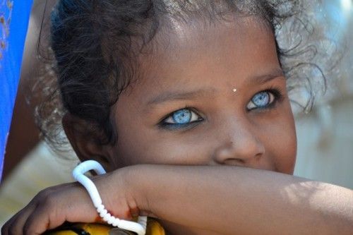 wow… only 7 people in the world have these eyes and this skin tone.