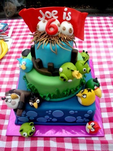 Angry Bird Birthday Cake