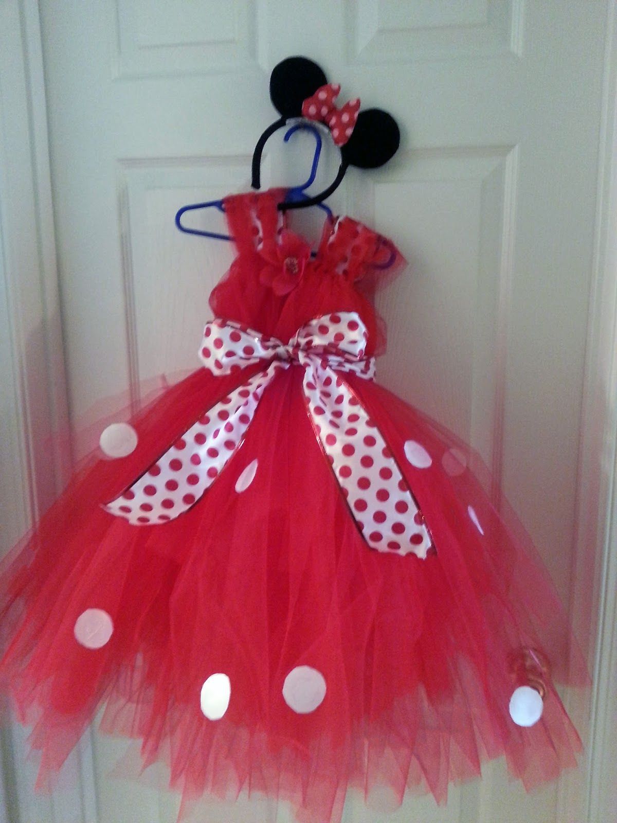 DIY Minnie Mouse tutu dress (for my little girl!!!)