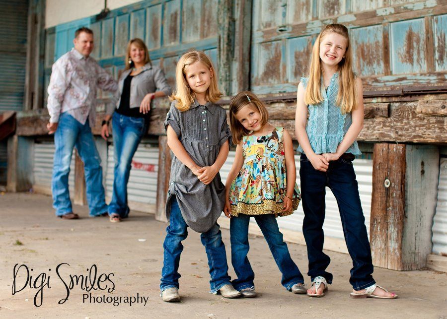 Family photo pose with kids in foreground, love the colors of this… browns and