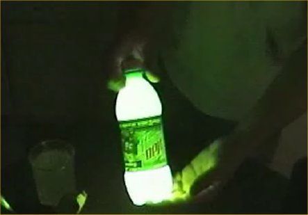 Good to know for the next power outage: 1/4" Mt Dew in bottle, add tiny bit