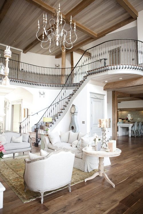 Gorgeous staircase #JuicyLife