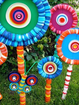 Great bottle cap upcycling projects…perfect for Earth Day!