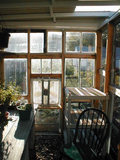 Green house made out of old windows, and a how to build it! Want to build it for
