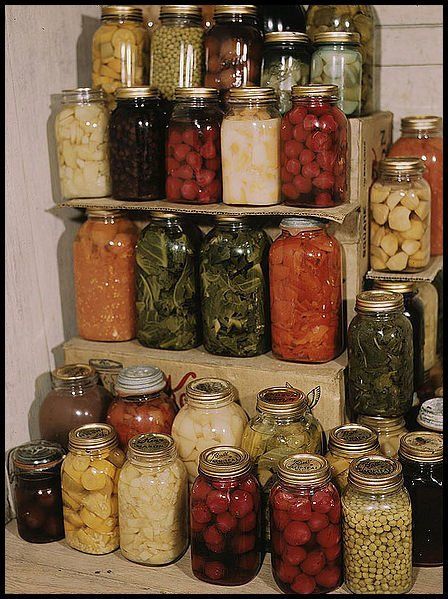 Home Canning Food Instructions on How to Can Fruit and Vegetables with amounts o