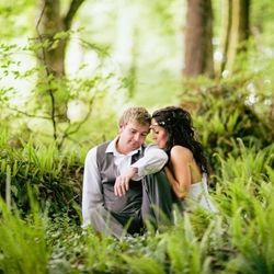 Magical Irish woodlands, fairytale flowers and a bohemian bride and groom rocked