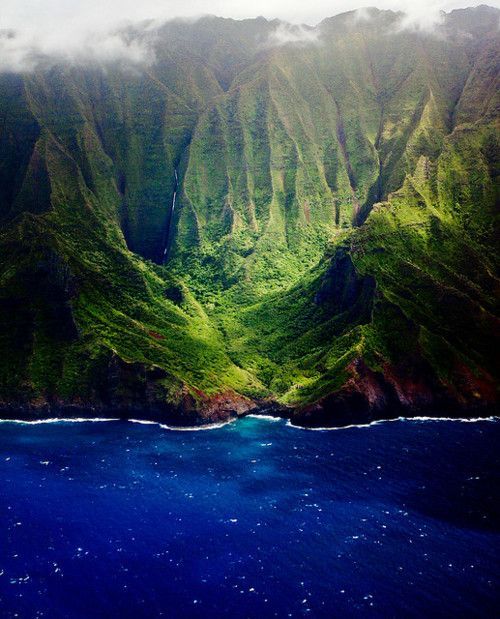 (Na Pali Coast, Kauai, Hawaii) Looks like Neverland to me!