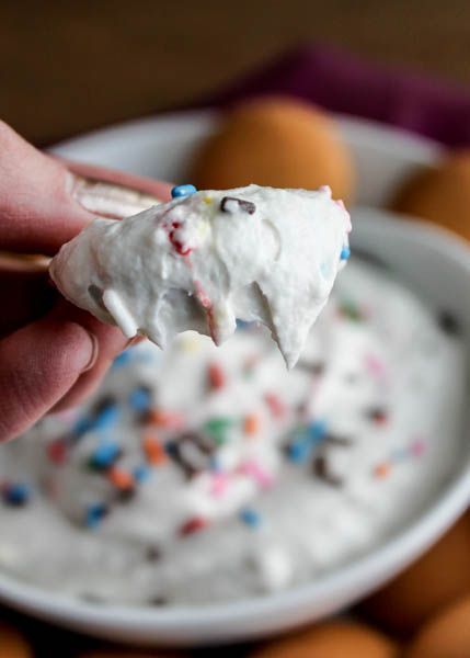 Skinny Funfetti Cake Batter Dip – YUM!