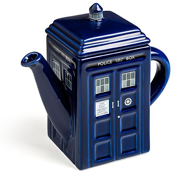ThinkGeek :: Doctor Who TARDIS Teapot