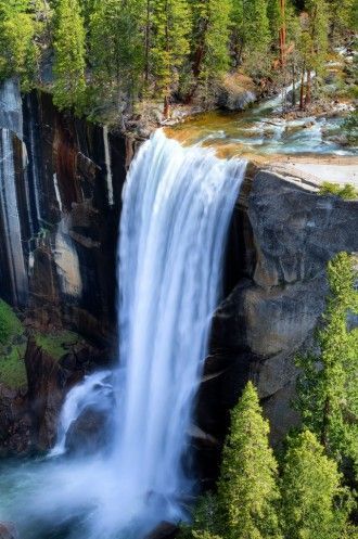 Vernal Falls, Yosemite, California