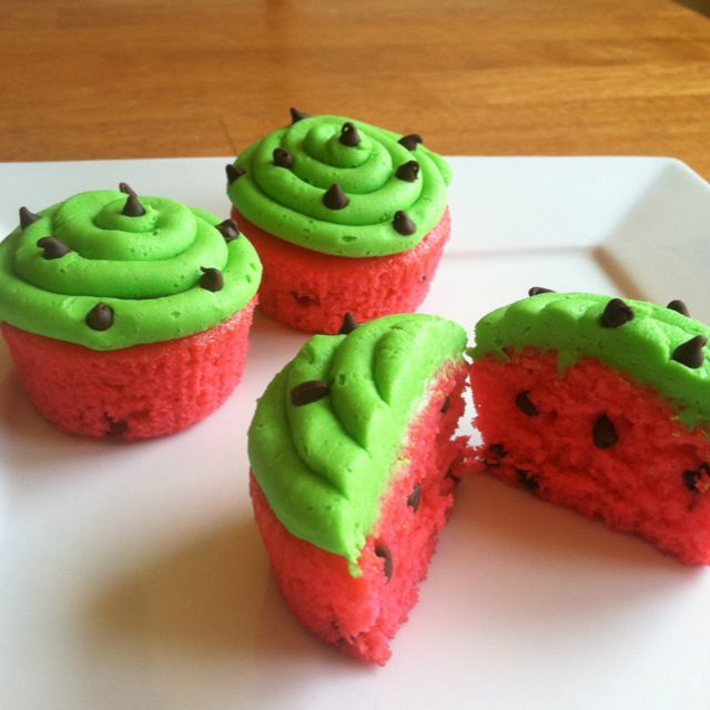 Watermelon Cupcakes for summer parties