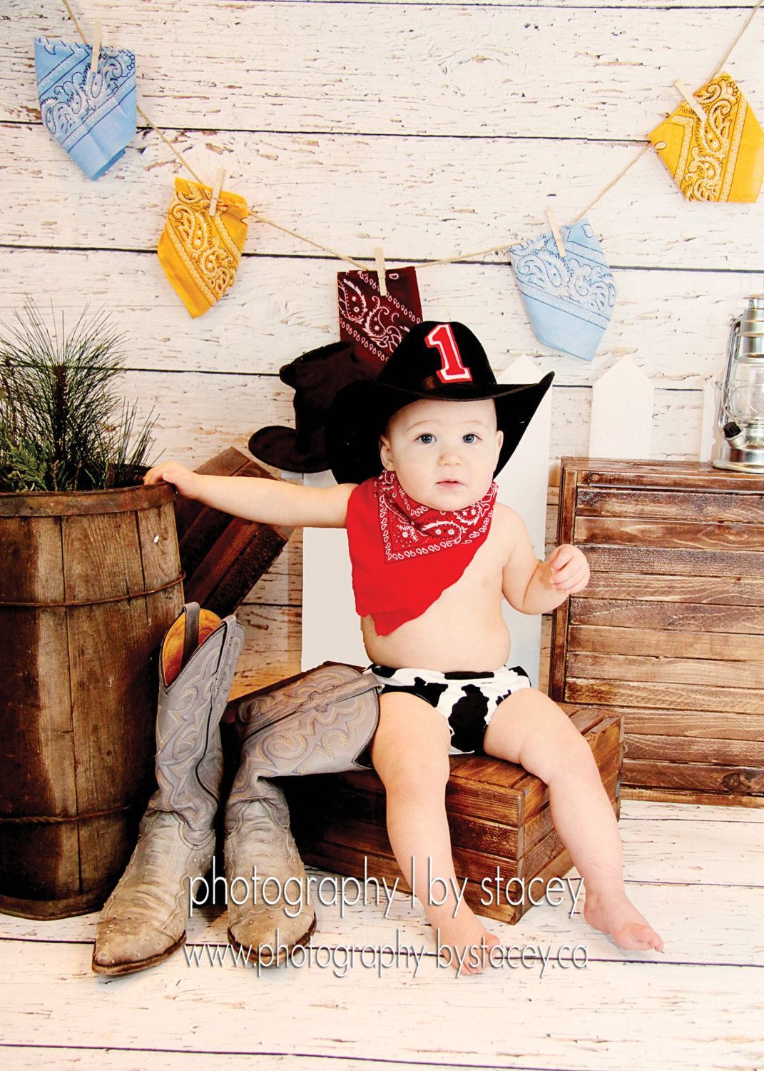 What a cute pic idea!  Baby Boy / Toddler Party Set in Cow Hide Red Bandana and