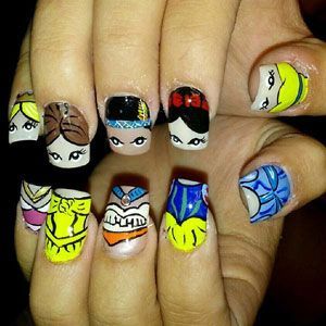 freaking out over Maria's amazing Disney Princess manicure — so adorab