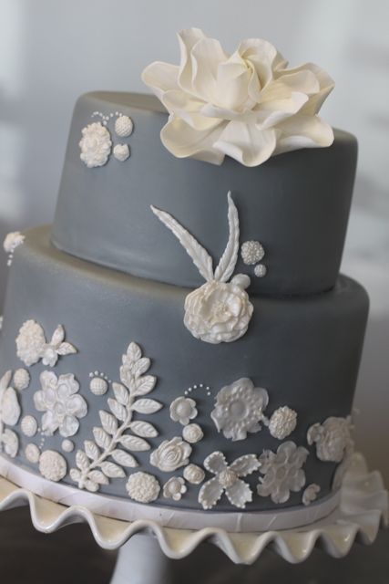grey wedding cake