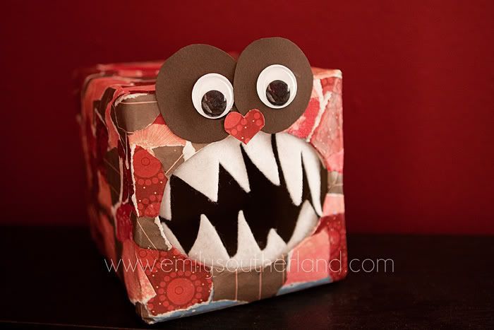 hungry valentine monster card holder