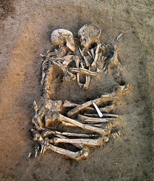i want a love like this…forever     This pair of embracing human skeletons was