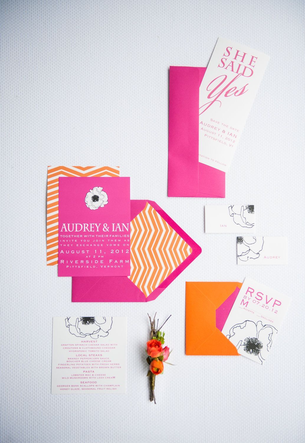 orange and pink wedding invitations from Lassod Moon