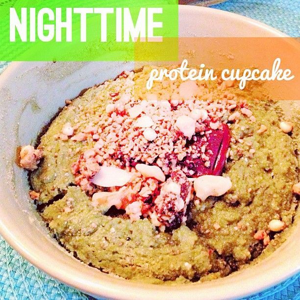 {Eating Clean} Protein Cupcake: 5 minutes, and 100 calories. #EatCleanSweatDirty