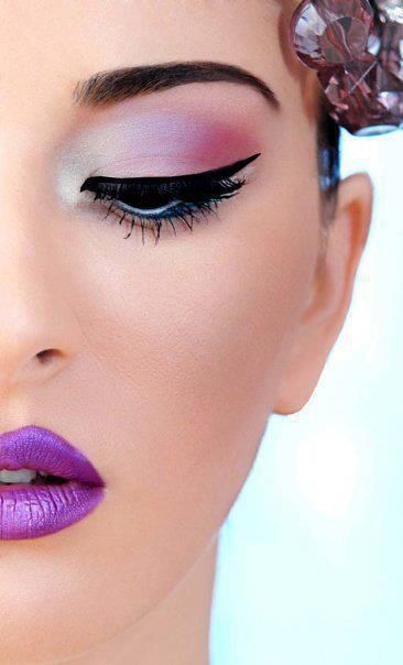 Purple make up ……I have to try this when I dye my hair dark brown wi
