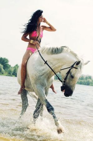 horseback riding on the beach!!