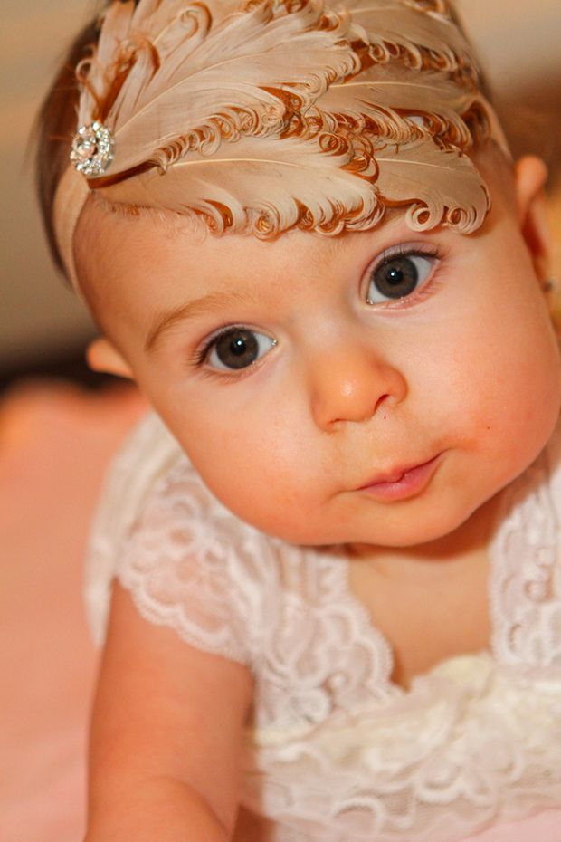 Aria photo shoot ideas~ Feather headbands (gorgeous!!)  pocketfulofdreams.co.uk