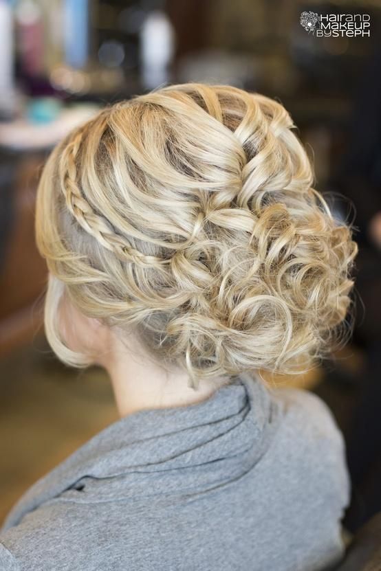 messy updo, braided wrapped – Hairstyles and Beauty Tips @Joana Apodaca THIS IS