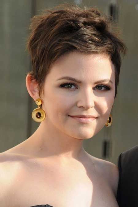 30 Best Short Hairstyles for Round Faces -   Very short haircuts for women with round faces