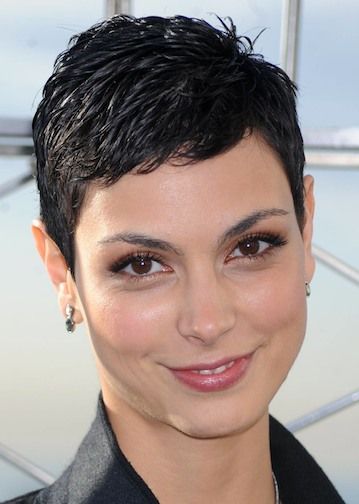 Very short haircuts for women with round faces