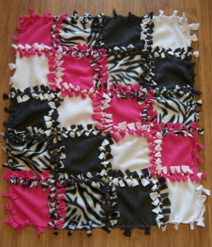 Different idea for fleece blanket. Love this!