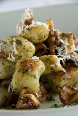 Mushroom Gnocchi *good!* and I really made them minus the parmesan!