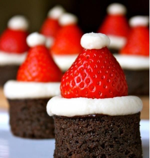 Santa Hat Brownies ~ Adorable and delicious!!  @M-A(Lansa) S-L