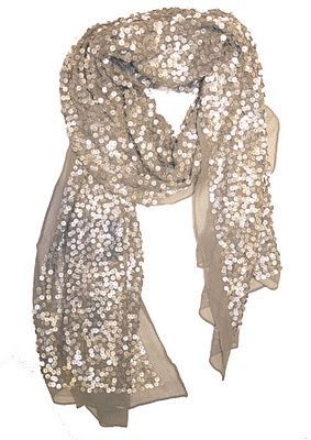 Sparkly Scarf – great way to add some fun to a simple jeans and tee.   I NEED th