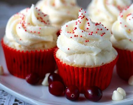 Cranberry White Chocolate Cupcakes – perfect for your #Christmas desert :)