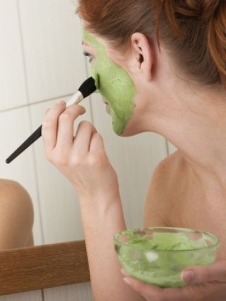 I think this links to a skin care article; pinning b/c it made me realize I coul