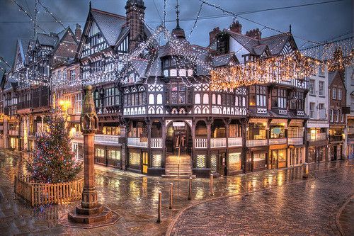 Beautiful…..would love to be there at Christmas.