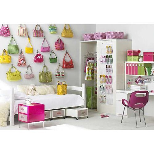 Decorating with colourful handbags