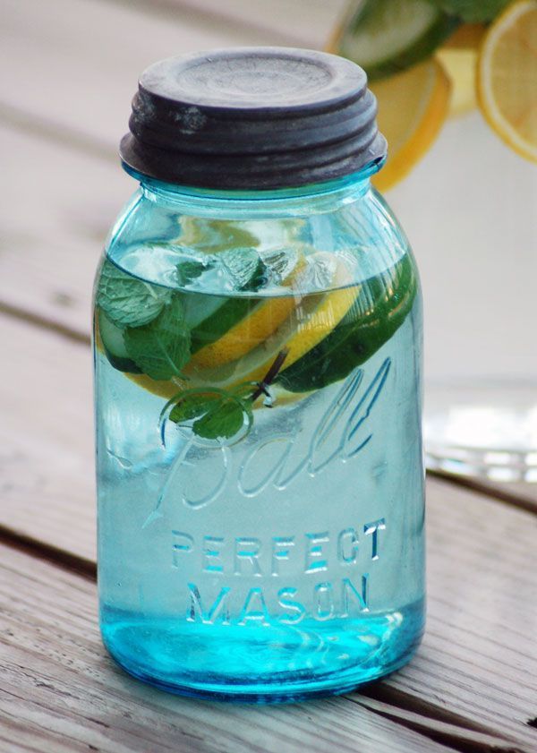 detox water – helps you maintain a flat belly, 2 lemons, 1/2 cucumber, 10-12 min