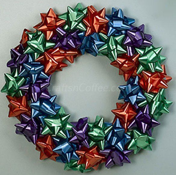 DIY easy Christmas bow wreath for kids