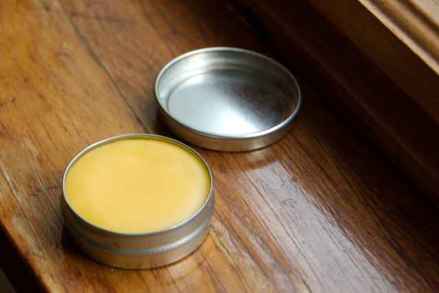 Homemade lip balm – It’s easy, cheap, 100% natural and good for your lips, espec