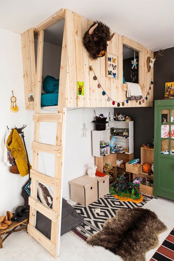 make it look like a tree house, put baby doll cradle and play house things? mayb