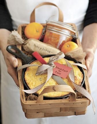 Make Your Own Gift Baskets – DIY Gift Basket Ideas – Country Living
